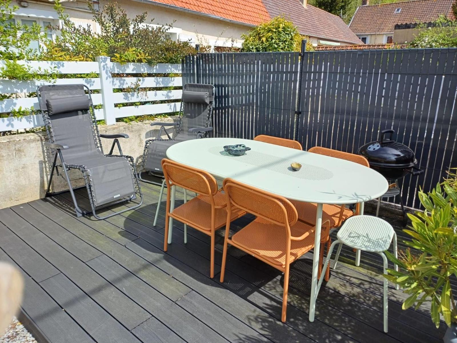 Agreable Maison 3* En Bord De Mer Dieppe Bagian luar foto
